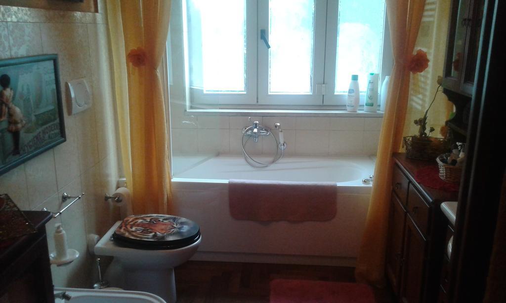 Romantic & Artistic Apartment Milan Bilik gambar